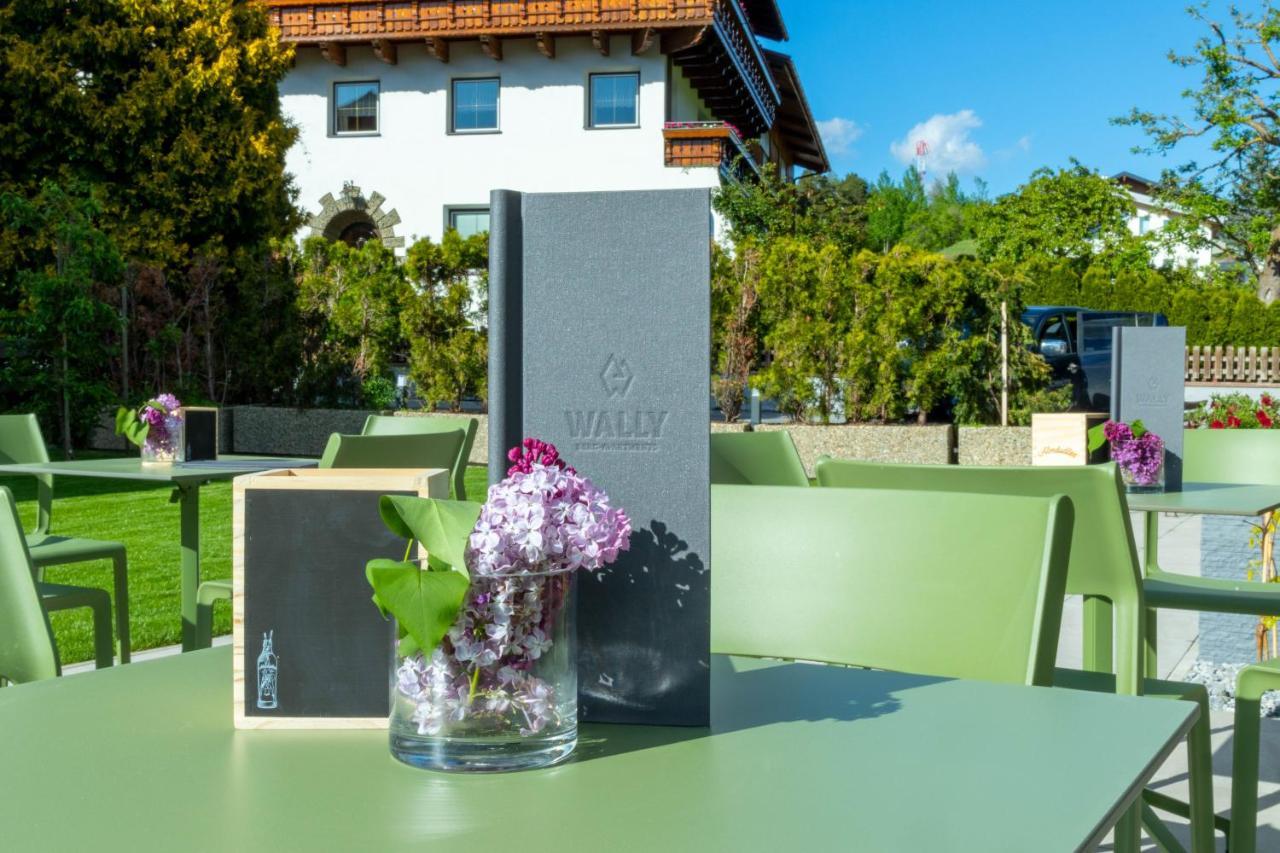 Wally Berg-Appartements Zams Buitenkant foto
