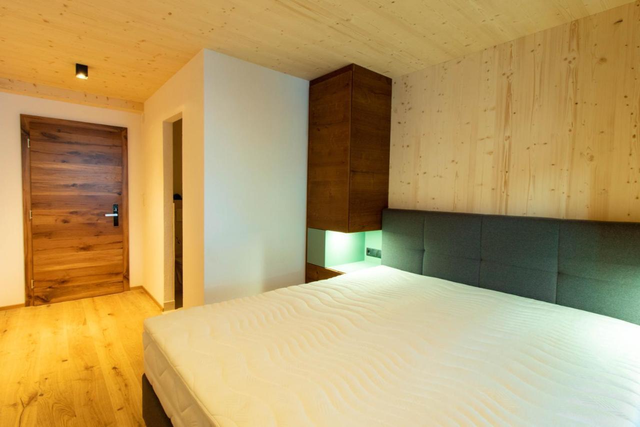 Wally Berg-Appartements Zams Buitenkant foto