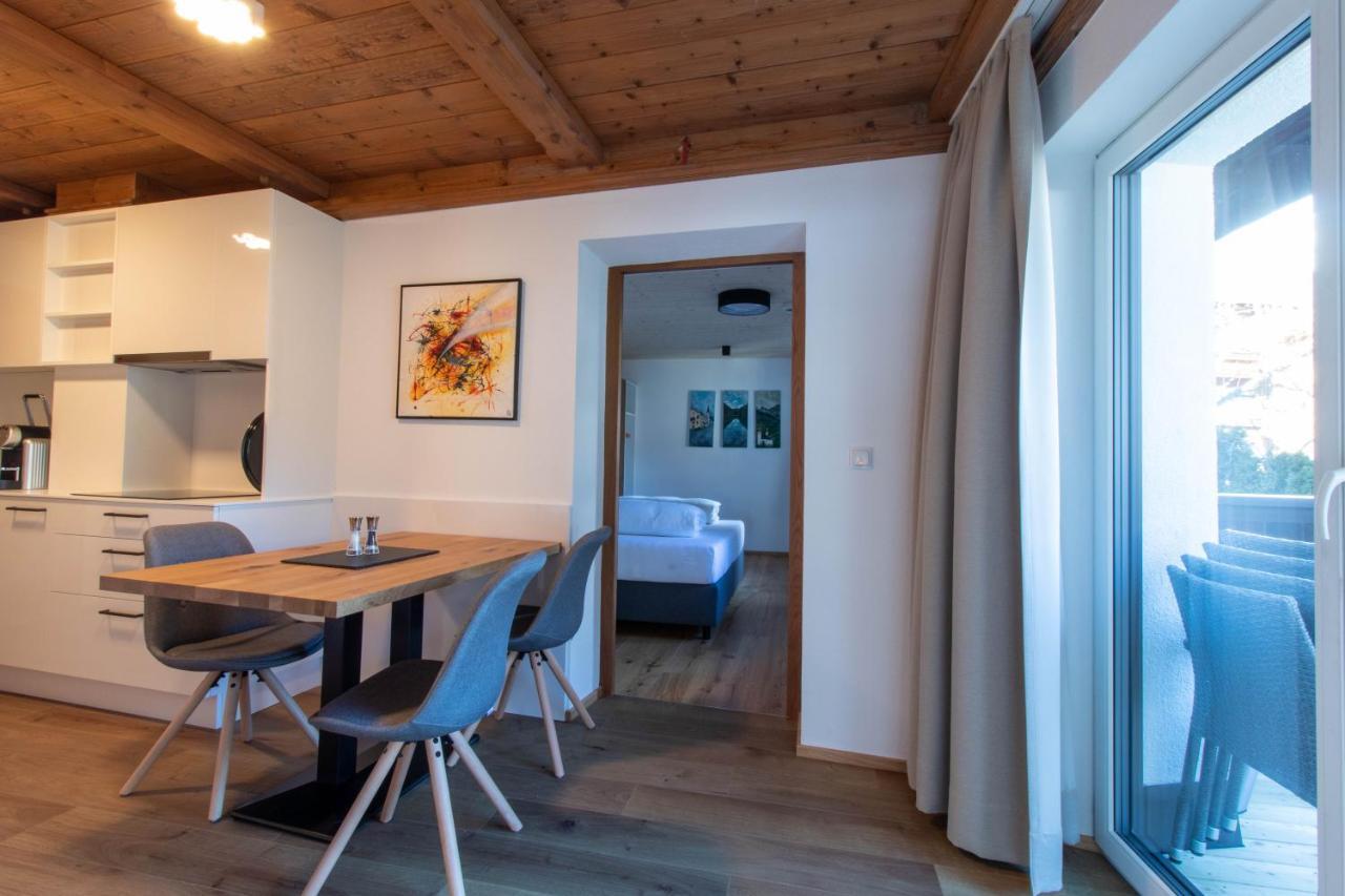 Wally Berg-Appartements Zams Buitenkant foto