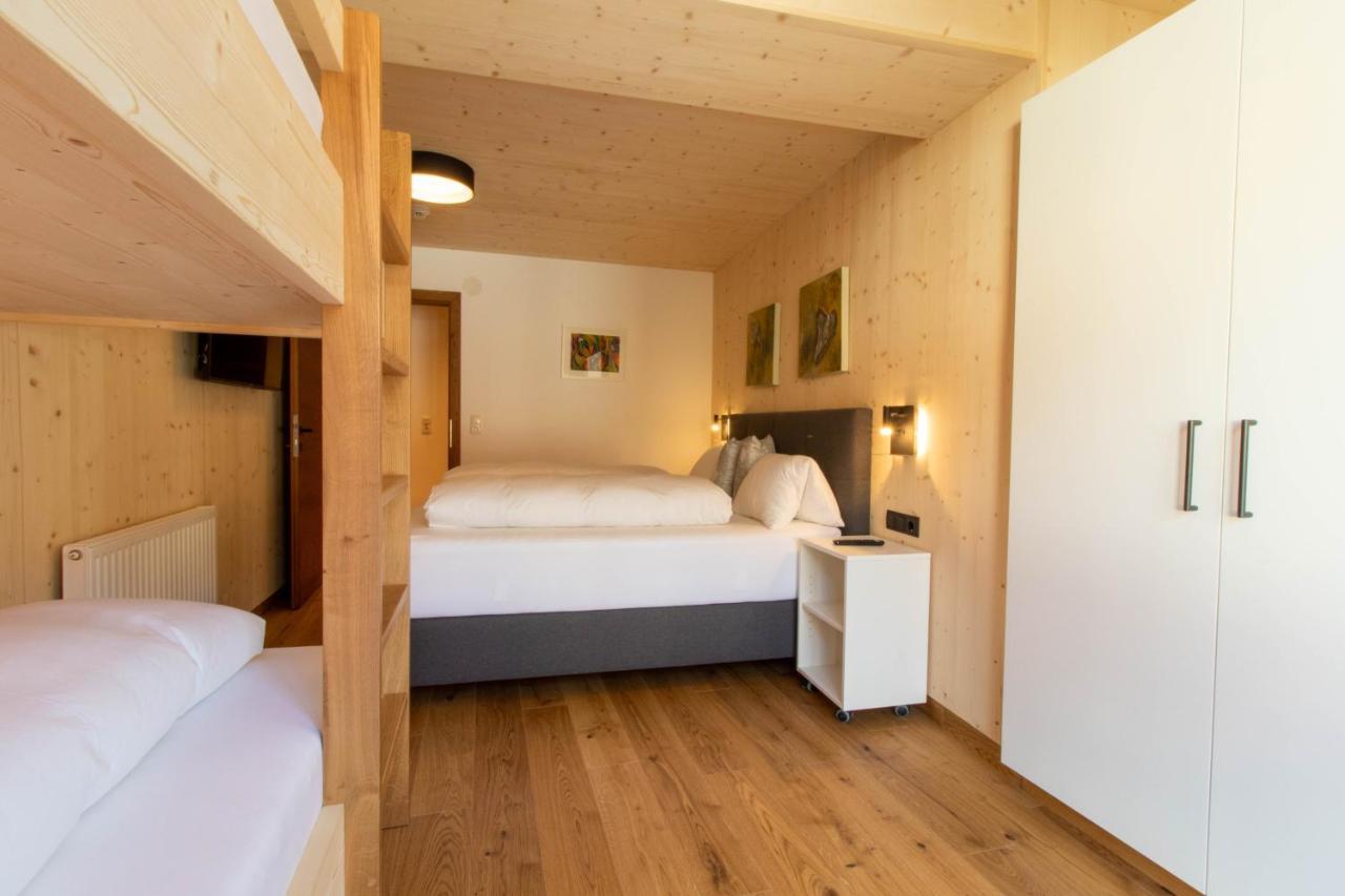 Wally Berg-Appartements Zams Buitenkant foto